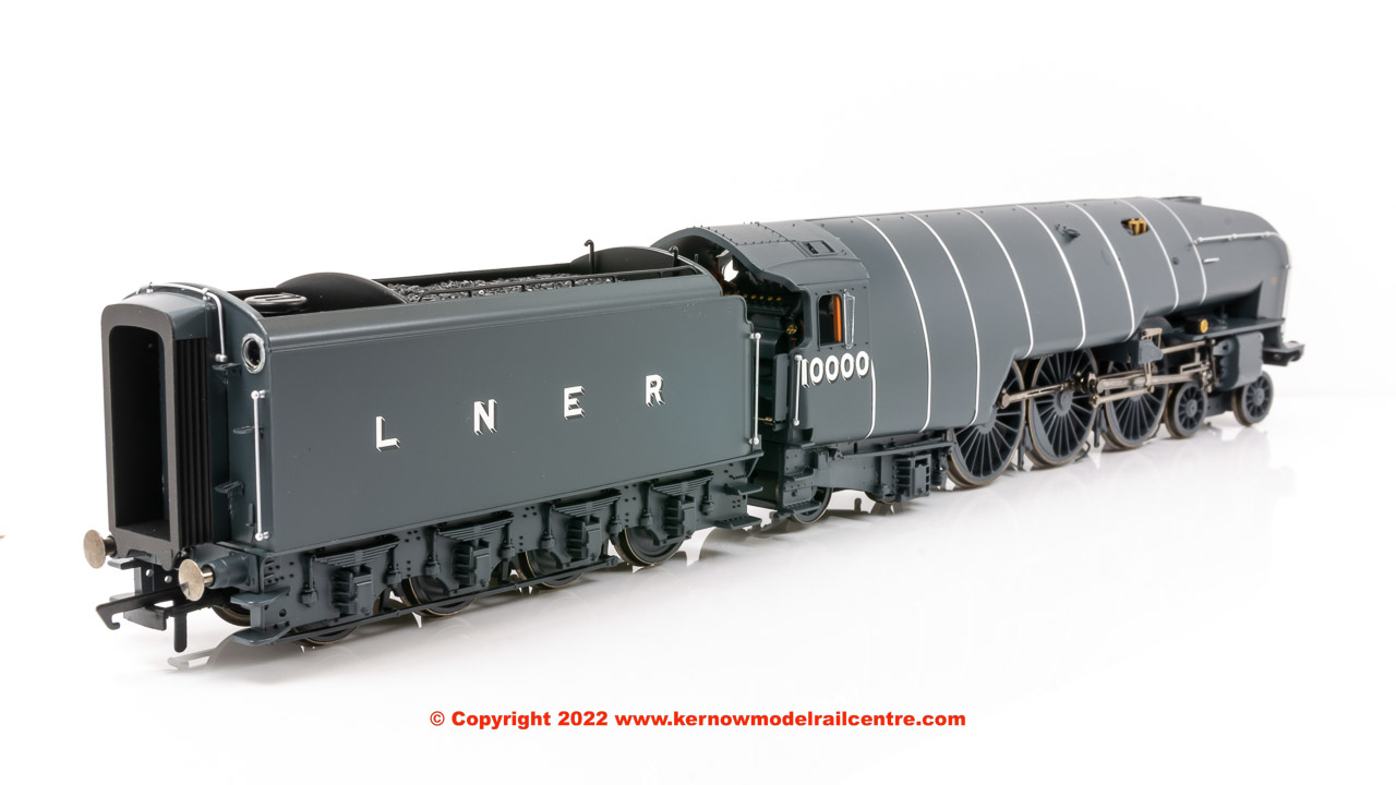 R3979 Hornby W1 Hush Hush 4-6-4 Steam Loco number 10000 in LNER Grey livery with double blast pipe - Era 3